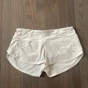White lululemon low-rise speed up shorts length-2.5